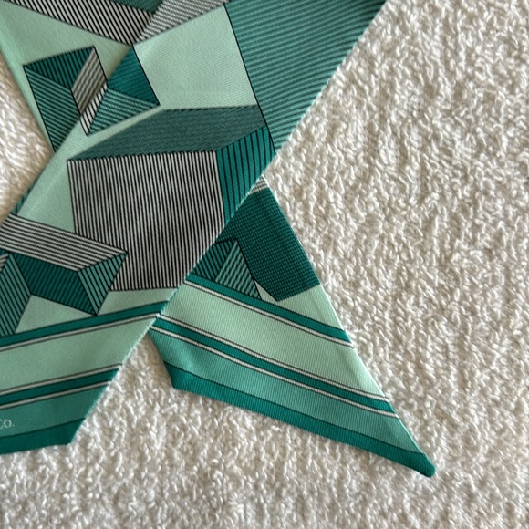 Tiffany & Co. Giant T Ribbon Scarf in Tiffany Blue - Picture 11 of 17